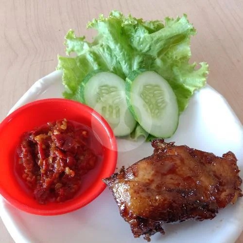 Ayam Gendhis Mahkota Al Fatih: Rasa yang Bikin Nagih di Setiap Gigitan